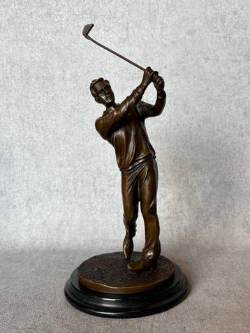 Statue, Exclusief sculptuur van een golfer 32.5 cm. Naar: