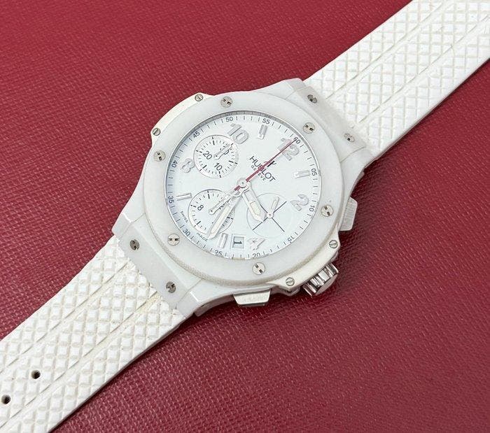 Hublot - Big Bang Aspen 41 - 342.CH.230.RW - Homme -, Handtassen en Accessoires, Horloges | Heren