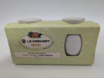 Le Creuset Tableware Collection – Salt & Pepper Shakers + 5