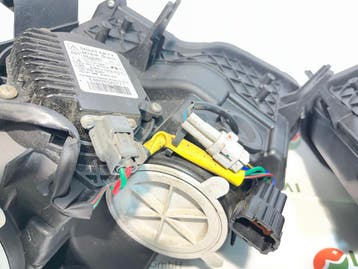 NISSAN GTR R35 XENON KOPLAMP R L 10063954, Verzenden