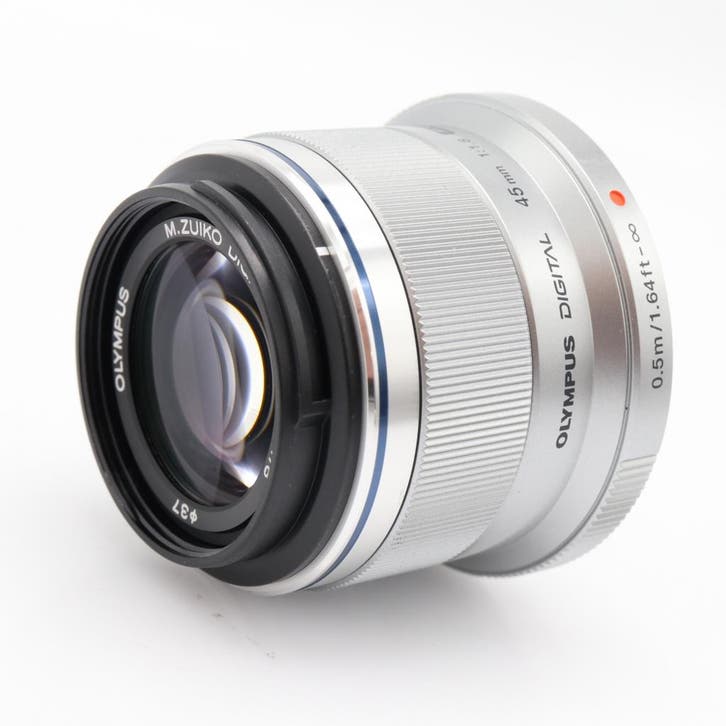 Olympus M.Zuiko Digital 45mm F/1.8 zilver | Tweedehands, Audio, Tv en Foto, Foto | Lenzen en Objectieven, Zo goed als nieuw, Verzenden