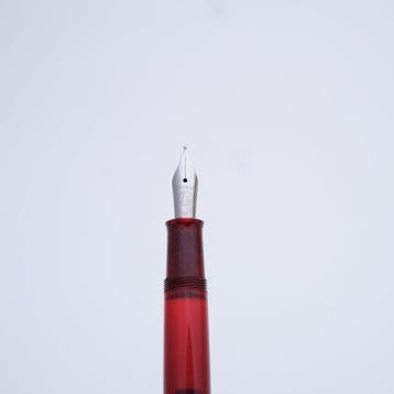 Pelikan - M205 Star ruby - Zonder minimumprijs - Vulpen, Verzamelen, Pennenverzamelingen, Nieuw