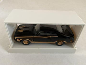 Trax 1:43 - Modelauto (4) - Australian Ford Falcon XC