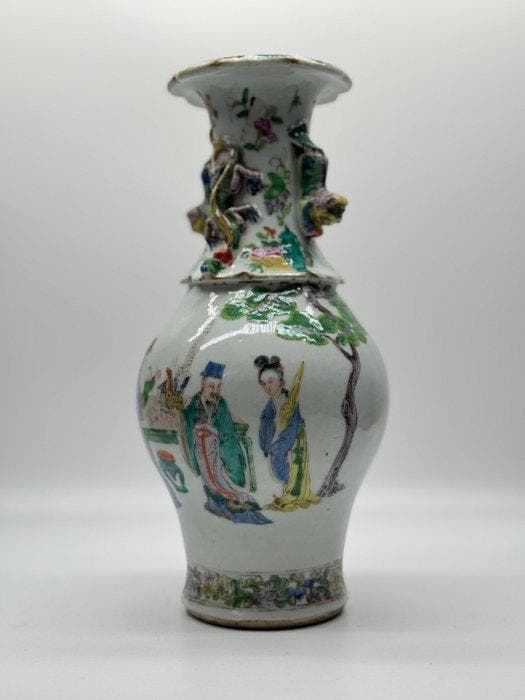 Vaas - Porselein - China - Qing Dynastie (1644-1911) (Zonder, Antiek en Kunst, Antiek | Overige Antiek