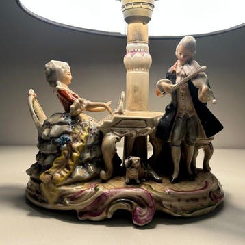 Porzellanfiguren Gräfenthal - Beeld, Tafellamp hofmakerij -