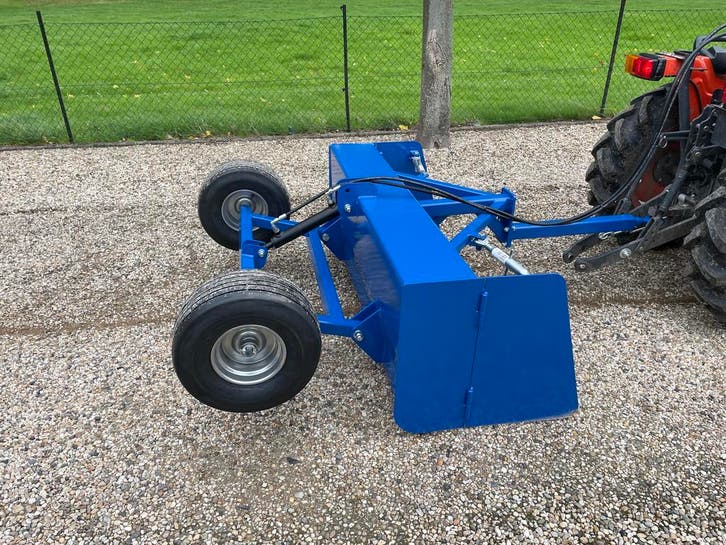 Kilverbak KB125 en KB150 voor Minitractor / Mini Tractor, Articles professionnels, Agriculture | Outils