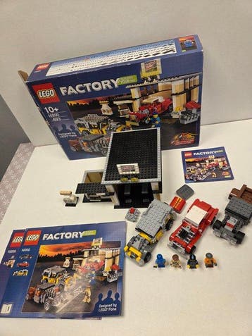 Lego Set - 10200 - Creator Expert - Custom Car Garage, Enfants & Bébés
