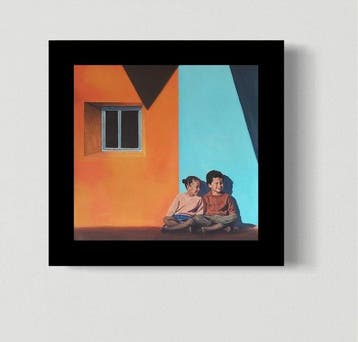 Ruggero Salvatore - Due bambini al sole, tra un muro arancio