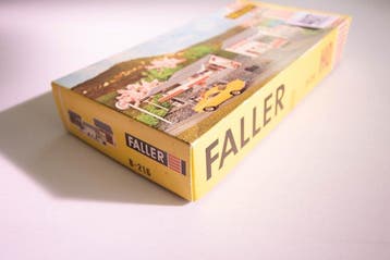 Faller H0 - B-216 - Modeltreingebouwen (1) - Faller ams b216, Hobby en Vrije tijd, Nieuw