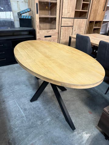 Eettafel ovaal, mangohout (nieuw, A-keuze), Huis en Inrichting, Tafels | Eettafels, Nieuw, Overige houtsoorten