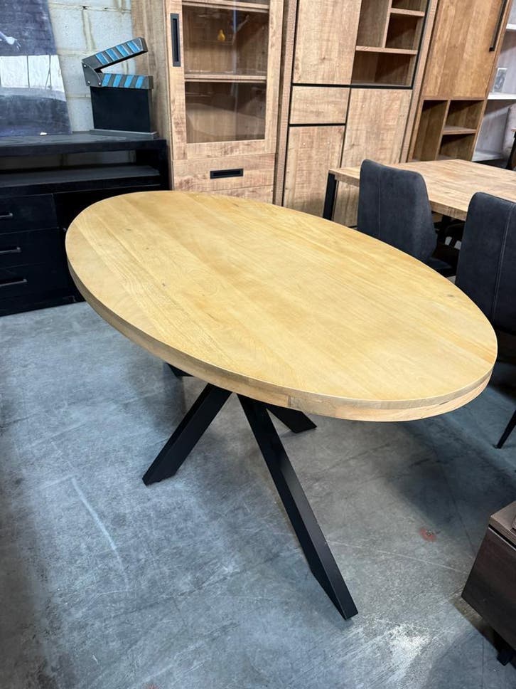 Eettafel ovaal, mangohout (nieuw, A-keuze), Huis en Inrichting, Tafels | Eettafels, Nieuw, Overige houtsoorten, Metaal