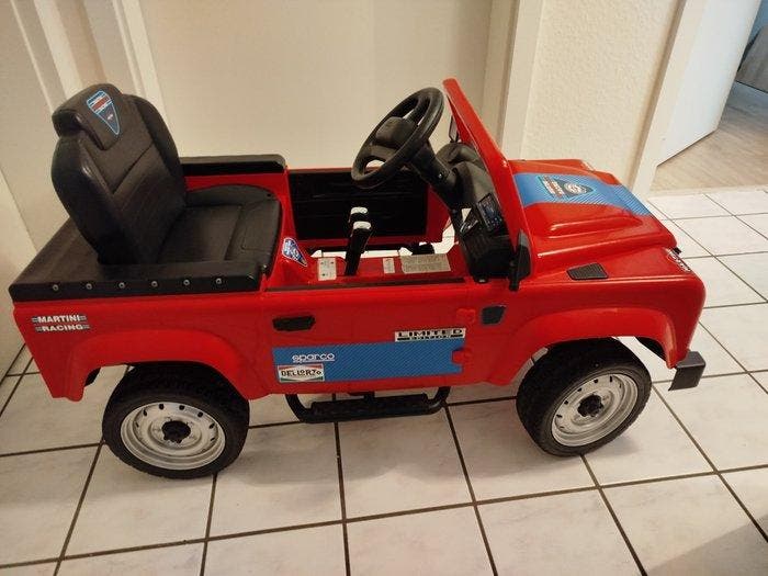 Land Rover Defender Martini Racing Pedal Car - Trapauto, Antiek en Kunst, Antiek | Speelgoed