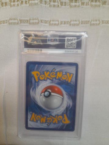 Pokémon - 1 Graded card - Umbreon 130 Event exclusive of