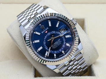 Rolex Sky-Dweller Ref. 336934 Year 2023 (Box & Papers), Staal, Rolex, Polshorloge, Nieuw