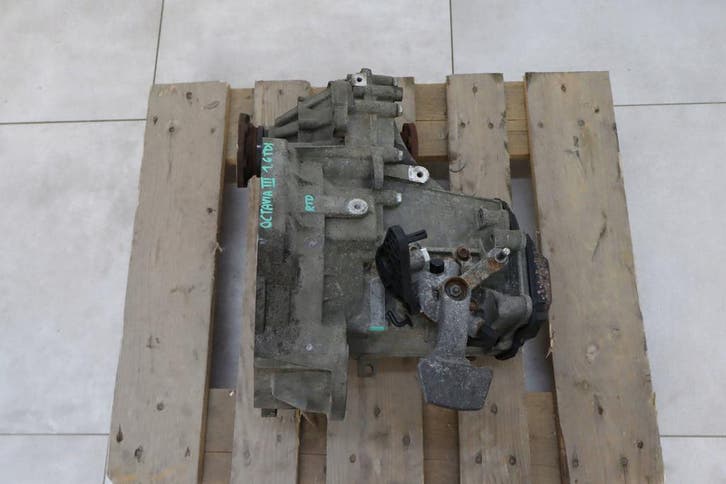 handgeschakelde versnellingsbak VW Golf VII Octavia III 1.6, Autos : Pièces & Accessoires, Transmission & Accessoires, Envoi