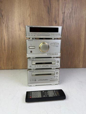 Technics - SE-HD301 Solid state integrated amplifier,