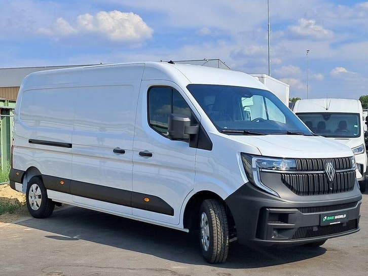 20+ Nieuwe Renault Master bedrijfswagens op voorraad, Auto's, Voorwielaandrijving, Stof, Euro 6, Met garantie (alle)