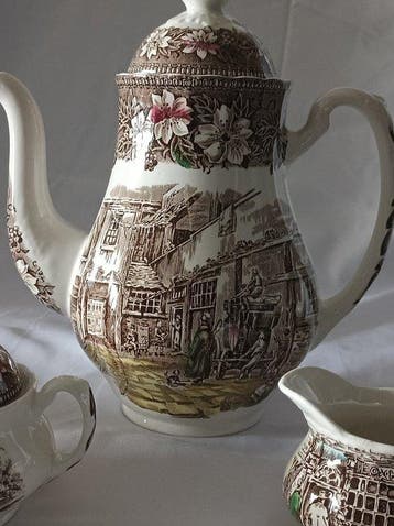 Royal Tudor Ware - Koffieservies (15) - Coaching Taverny