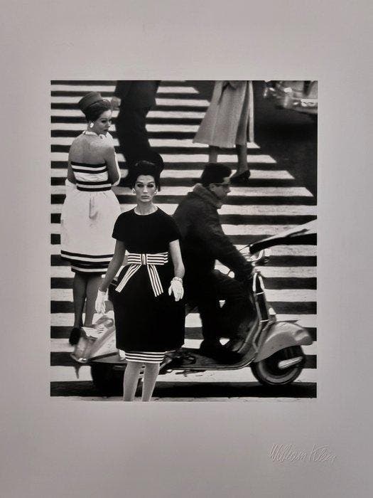 William Klein - Simone + Nina, Piazza di Spagna, Rome, Antiquités & Art, Art | Objets design