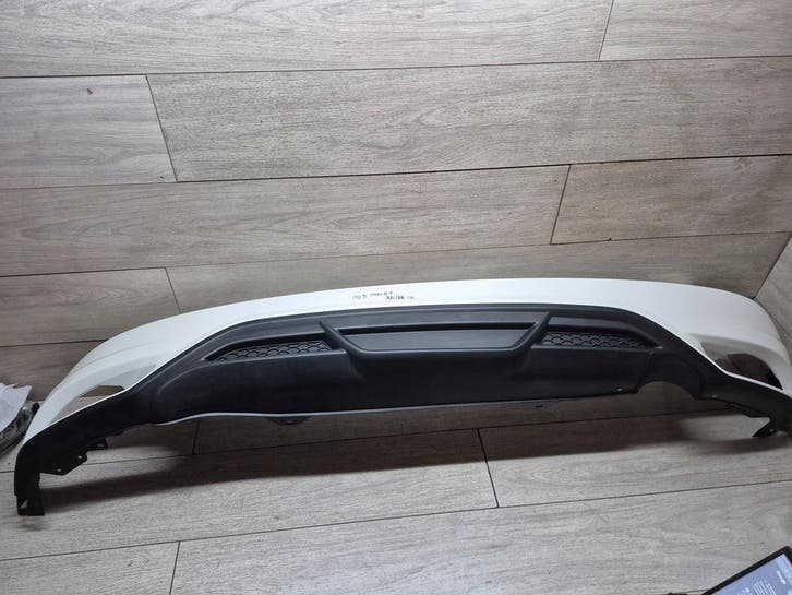 Honda HR-V achterbumper lip 08P99-T7A-001-01, Autos : Pièces & Accessoires, Petit matériel, Envoi