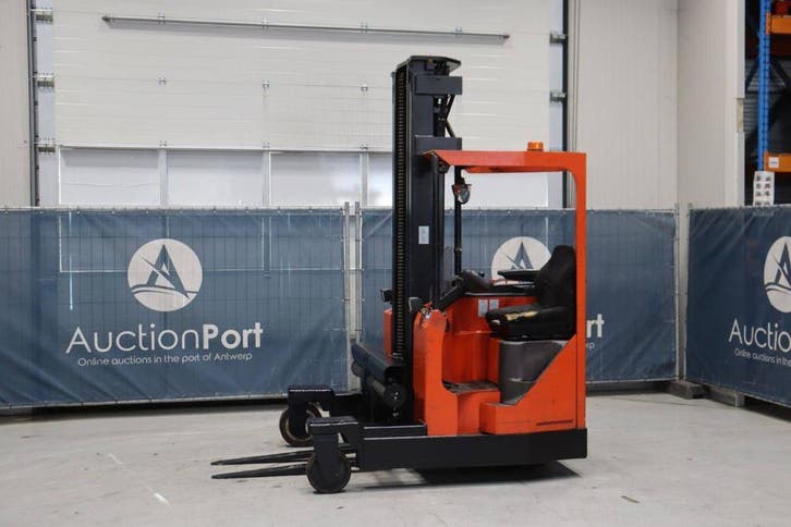 Veiling: Reachtruck BT FRE270 Elektrisch 2700kg 6.3m 2008, Articles professionnels, Machines & Construction | Chariots élévateurs & Transport interne