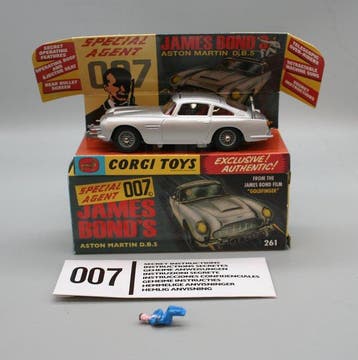 Corgi 1:43 - Modelauto - 1960s Corgi Toys James Bond DB5 in, Nieuw