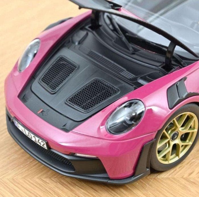 Norev 1:18 - Model sportwagen - NOREV Porsche 911 GT3 RS, Hobby en Vrije tijd, Modelauto's | 1:5 tot 1:12