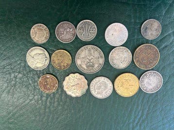 Verenigd Koninkrijk, Gemenebest. Lot de 60 monnaies, Postzegels en Munten