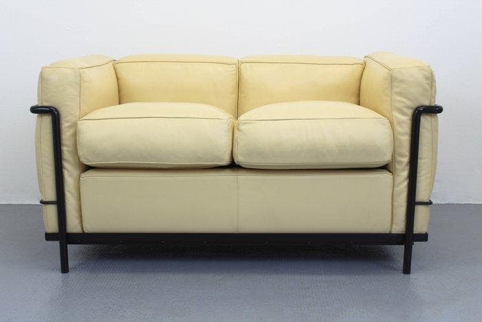 Cassina - Le Corbusier, Charlotte Perriand - Canapé - LC2 -, Antiek en Kunst, Kunst | Designobjecten