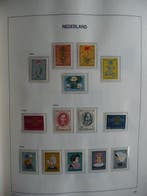 Pays-Bas - Une grande quantité de timbres neufs, feuillets