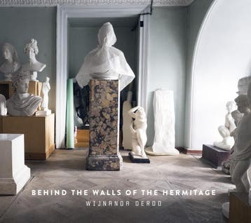 Behind the Walls of the Hermitage 9789462264298, Verzenden, Zo goed als nieuw, Wijnanda Deroo