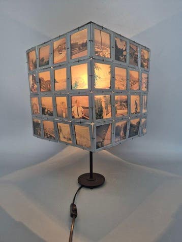 Kreative Vintage Diarahmen Tischleuchte – Retro Design Lampe, Antiquités & Art