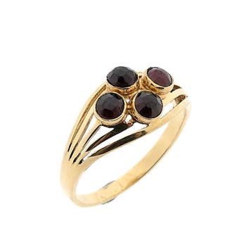 Vintage gouden ring met granaat, Handtassen en Accessoires, Ringen, Gebruikt, Ophalen of Verzenden, 17 tot 18, Met edelsteen
