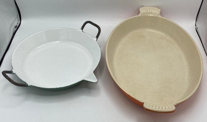 Le Creuset - Ovenschaal (2) - bron, Emaille, Antiquités & Art, Antiquités | Ustensiles de cuisine