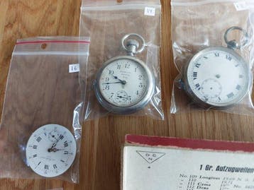 Zakhorloges - Metaal en glas, Metaal - 1900 - 2000 -