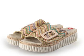Rieker Slippers in maat 39 Beige, Kleding | Dames, Schoenen, Slippers, Verzenden, Beige, Zo goed als nieuw