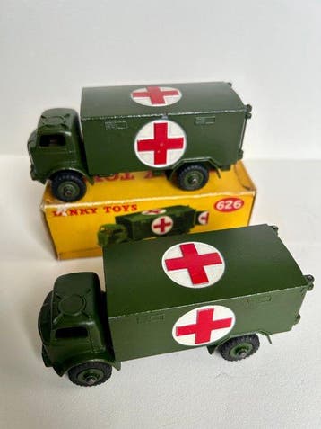 Dinky Toys - Voiture miniature - 2 Dinky Toys No 626