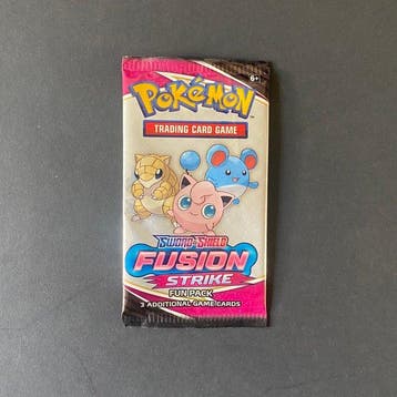 Pokémon - 10 Booster pack - 10x Fusion Strike fun pack, Hobby en Vrije tijd, Nieuw