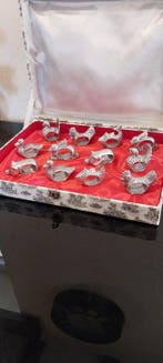 Servetring (12) - verschillende dieren - Metaal