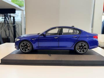 Norev 1:18 - Modelbouwdoos - BMW M5 (F90) berline - M5