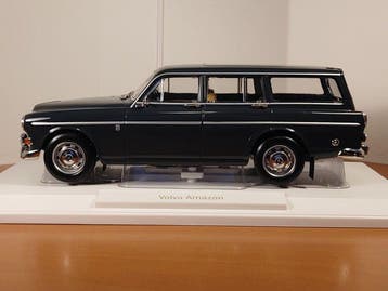 Norev 1:18 - Model stationwagon - Volvo Amazon 121 Esate