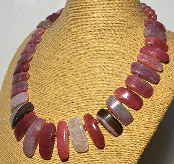 Roze agaat uit Brazilië, natuurlijk, zeer zeldzaam,