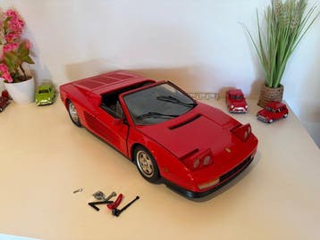 Pocher 1:8 - Modelauto - Ferrari Testarossa Spider