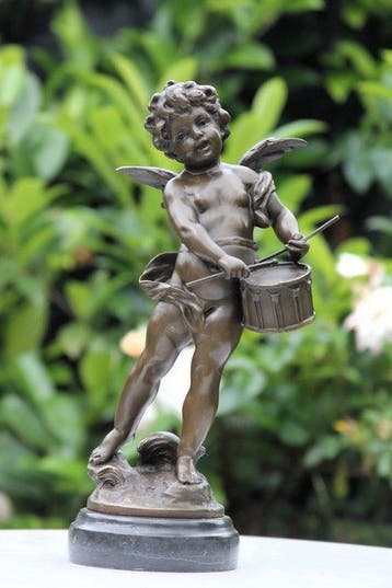 sculptuur, Verfijnd brons beeld van een cherubijn - 30 cm -