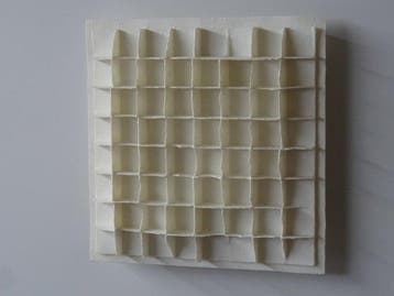 Hans Meeuwsen - Reliëf, 2026 - 22 wit porseleinen wandrelief