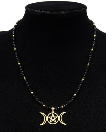 Spinel - De ingewijde – Drie Manen en Pentagram – Schild