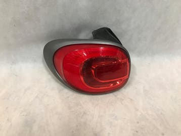 FIAT 500L achterlicht links LED grijze rand, Verzenden, Gebruikt