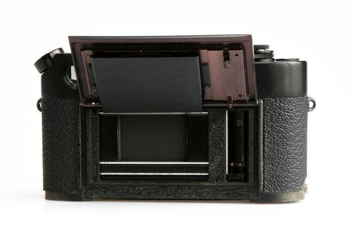 Leica M4 repaint met tas Meetzoeker camera, Verzamelen, Foto-apparatuur en Filmapparatuur