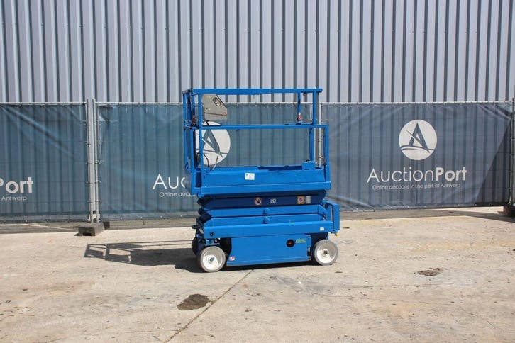 Veiling: Schaarlift Skyjack SJIII-3219 Elektrisch 227kg 7.8m, Zakelijke goederen, Machines en Bouw | Liften, Steigers en Ladders