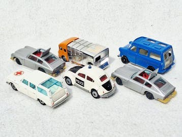 Husky 1:76 - Voiture miniature (6) - Aston Martin , VW ,